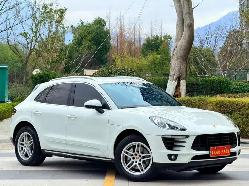 2017 Macan 2.0T — миниатюра 3