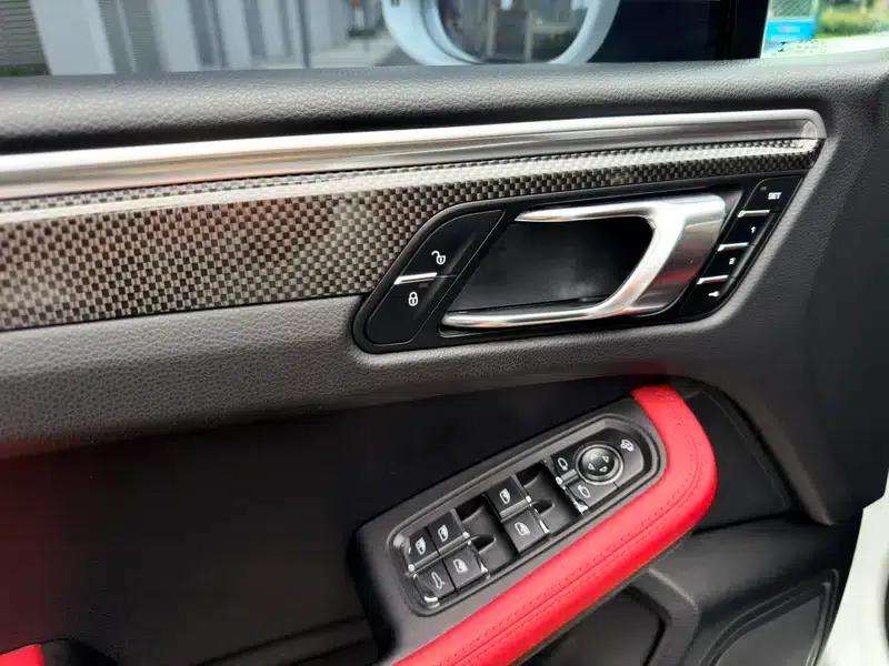 2017 Macan 2.0T — миниатюра 21