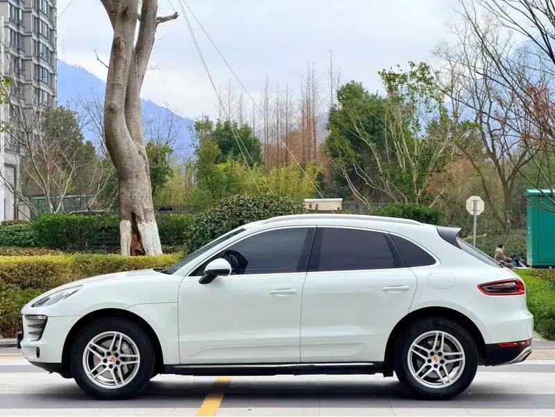 2017 Macan 2.0T — миниатюра 4