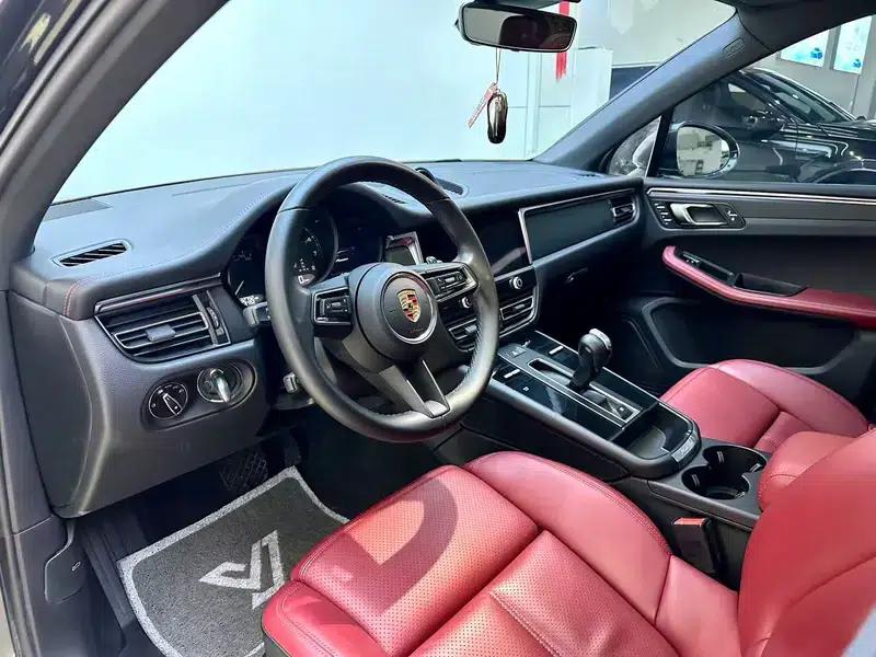 2023 Macan 2.0T — миниатюра 11