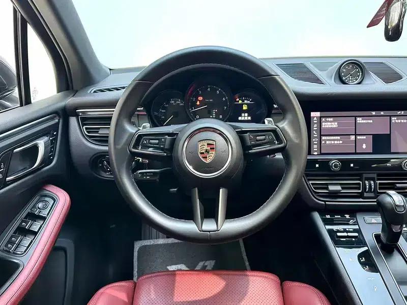 2023 Macan 2.0T — миниатюра 13