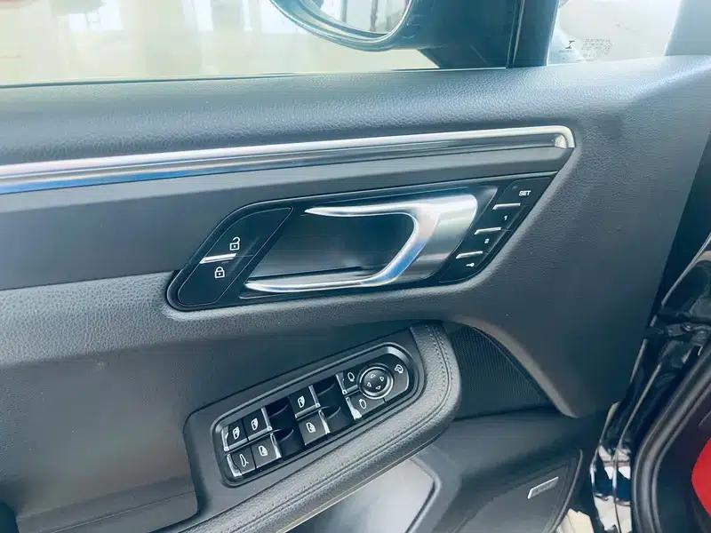2020 Macan 2.0T — миниатюра 12