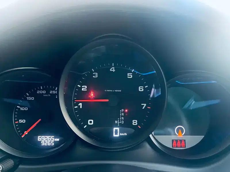 2020 Macan 2.0T — миниатюра 8