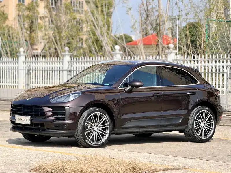 2018 Macan 2.0T — миниатюра 1