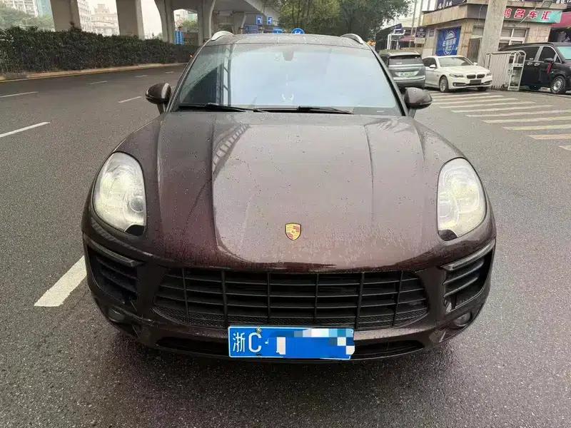 2016 Macan 2.0T — миниатюра 2