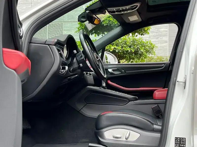 2017 Macan 2.0T — миниатюра 13