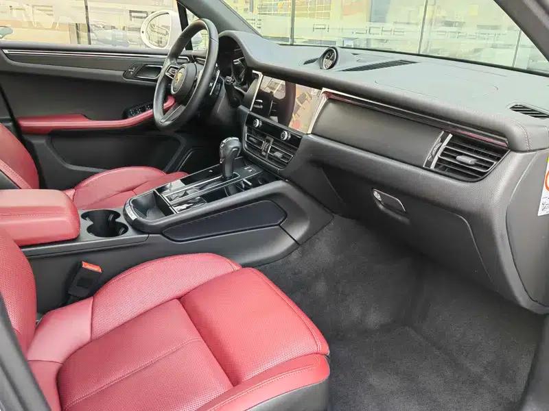 2023 Macan 2.0T — миниатюра 15