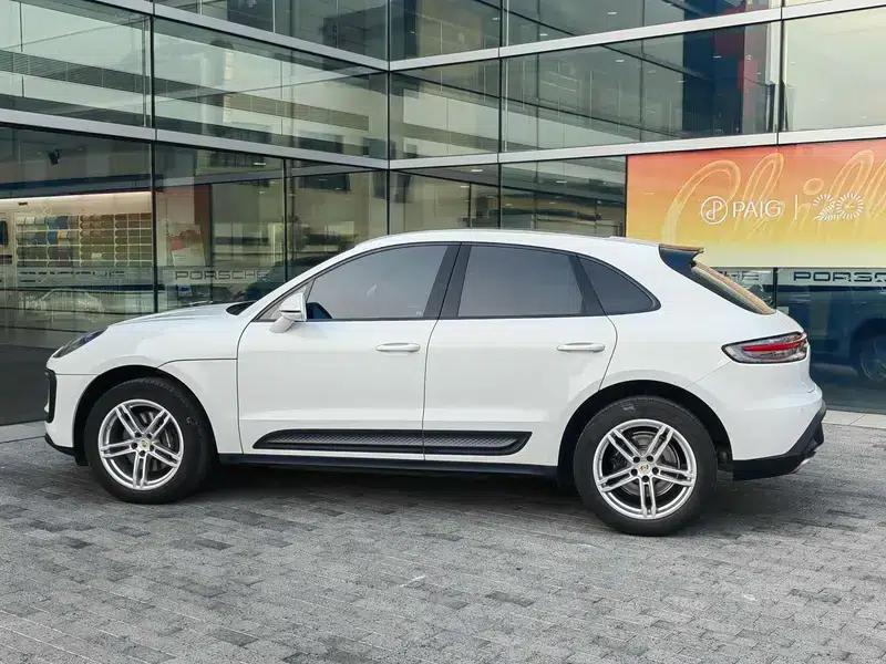 2023 Macan 2.0T — миниатюра 4