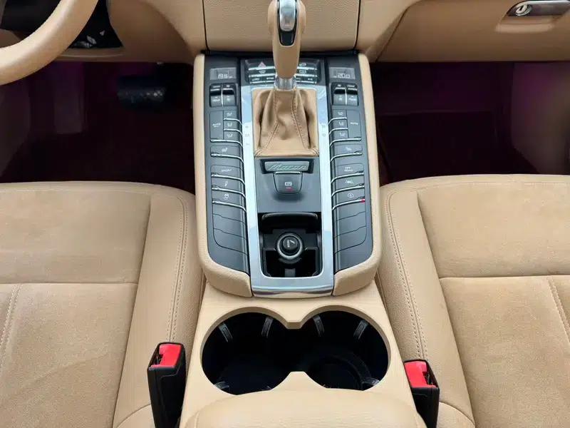 2017 Macan 2.0T — миниатюра 11