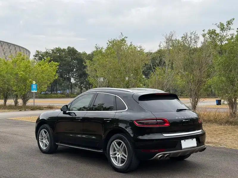 2017 Macan 2.0T — миниатюра 4