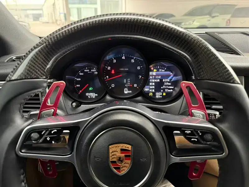 2017 Macan 2.0T — миниатюра 8