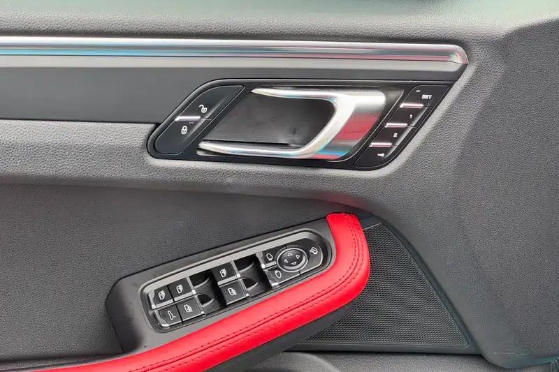 2018 Macan 2.0T — миниатюра 22