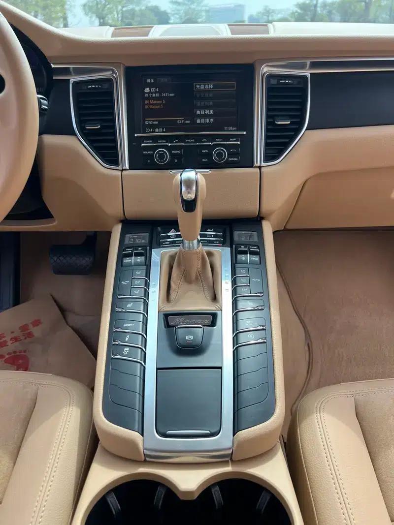 2014 Macan 2.0T — миниатюра 11