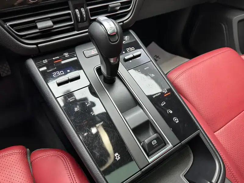2022 Macan 2.0T — миниатюра 11