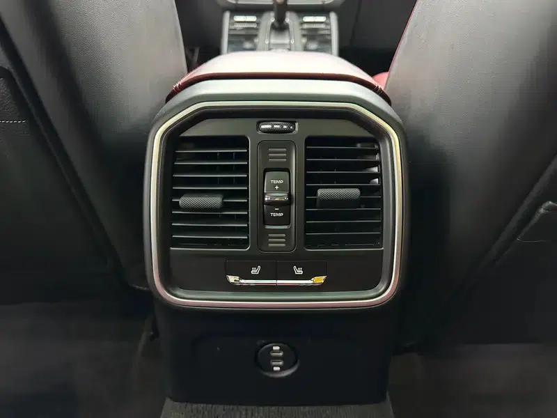 2022 Macan 2.0T — миниатюра 9