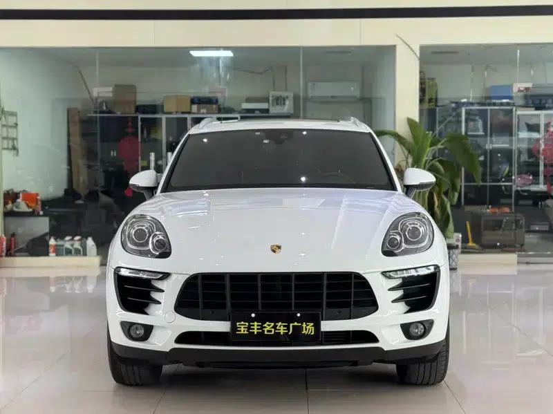2017 Macan 2.0T — миниатюра 2