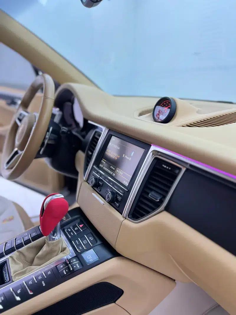 2014 Macan 2.0T — миниатюра 16