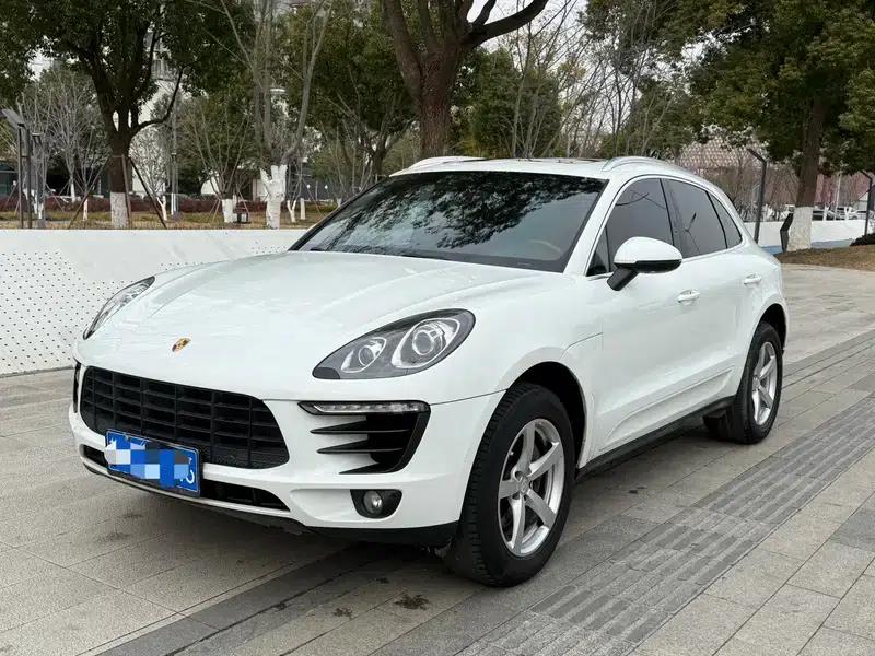 2014 Macan 2.0T — миниатюра 1