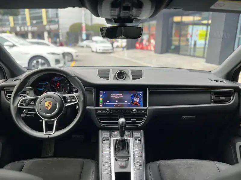 2021 Macan 2.0T — миниатюра 17