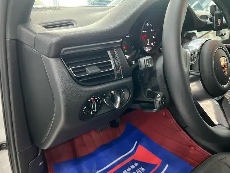 2018 Macan 2.0T — миниатюра 18