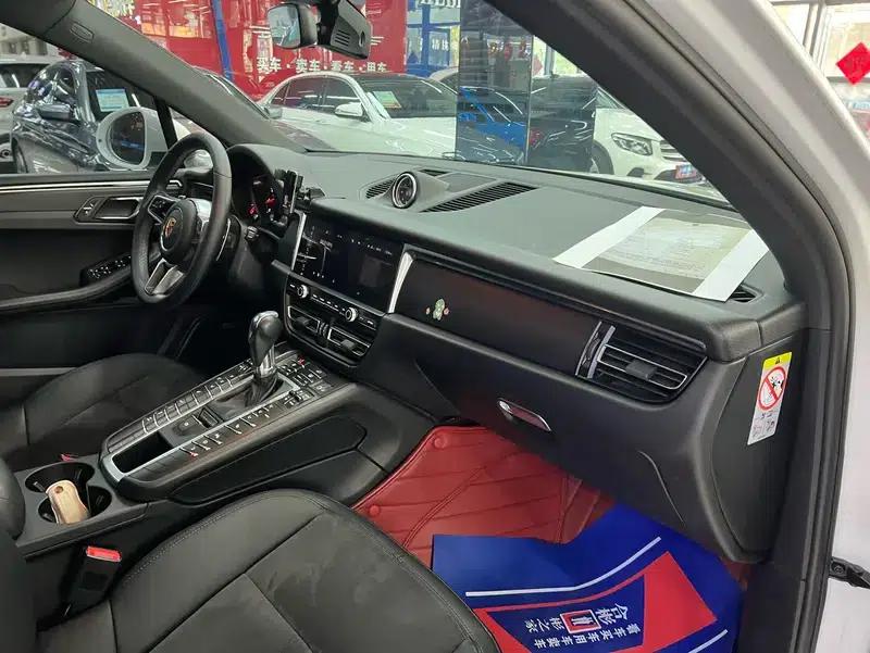 2018 Macan 2.0T — миниатюра 19
