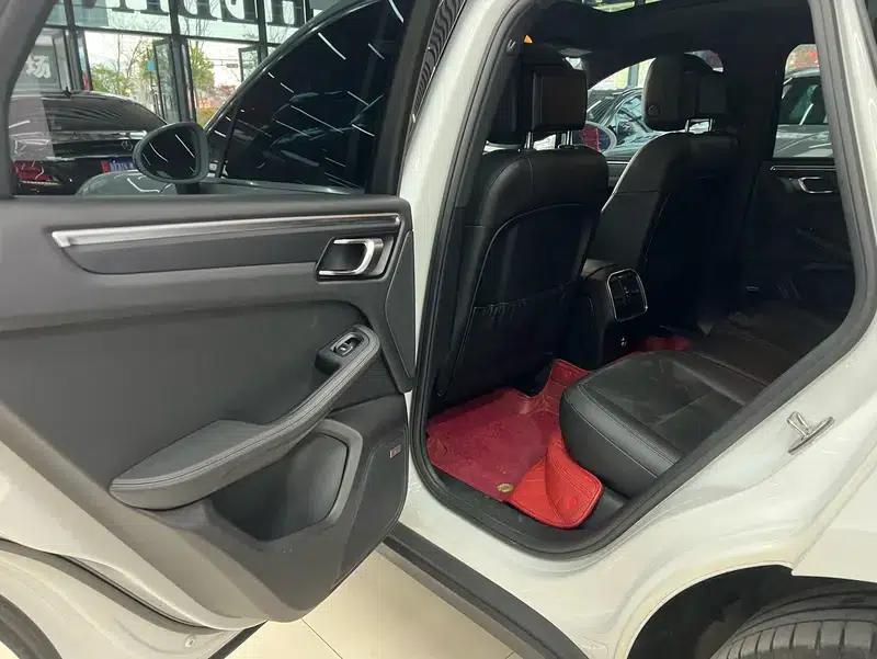 2018 Macan 2.0T — миниатюра 31