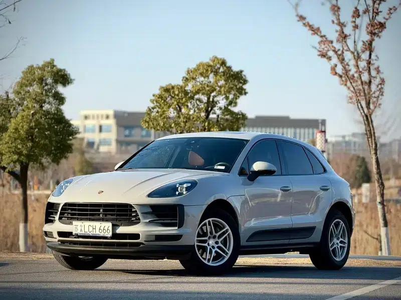 2018 Macan 2.0T — миниатюра 1