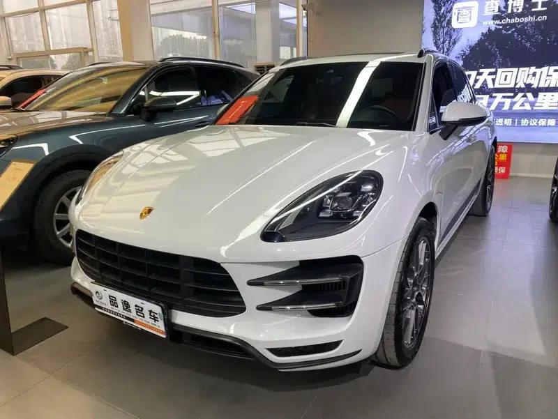 2017 Macan Turbo 3.6T — миниатюра 1