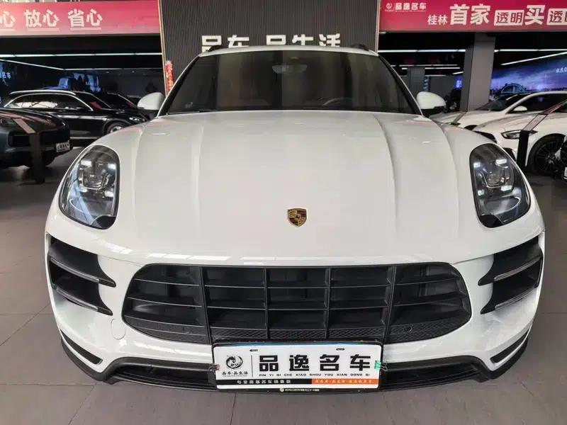 2017 Macan Turbo 3.6T — миниатюра 2