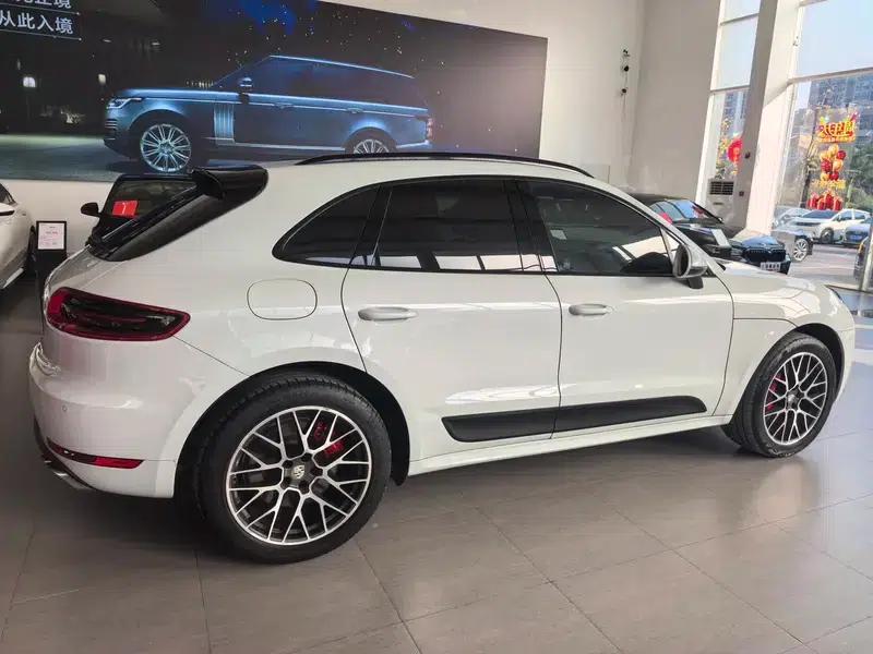 2017 Macan Turbo 3.6T — миниатюра 9