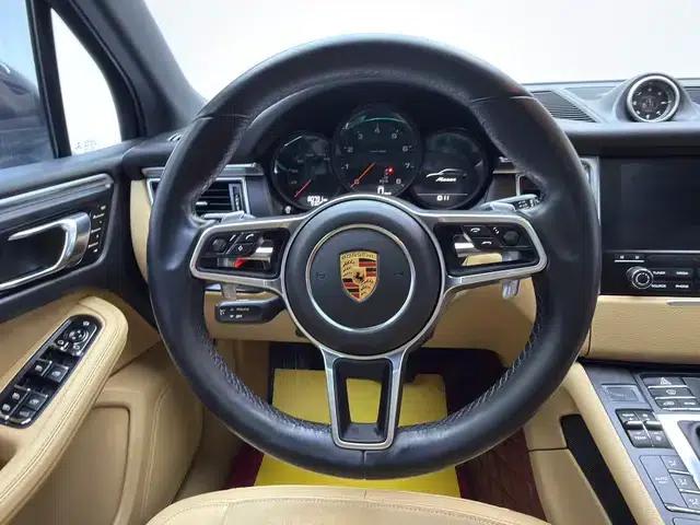 2017 Macan 2.0T — миниатюра 16