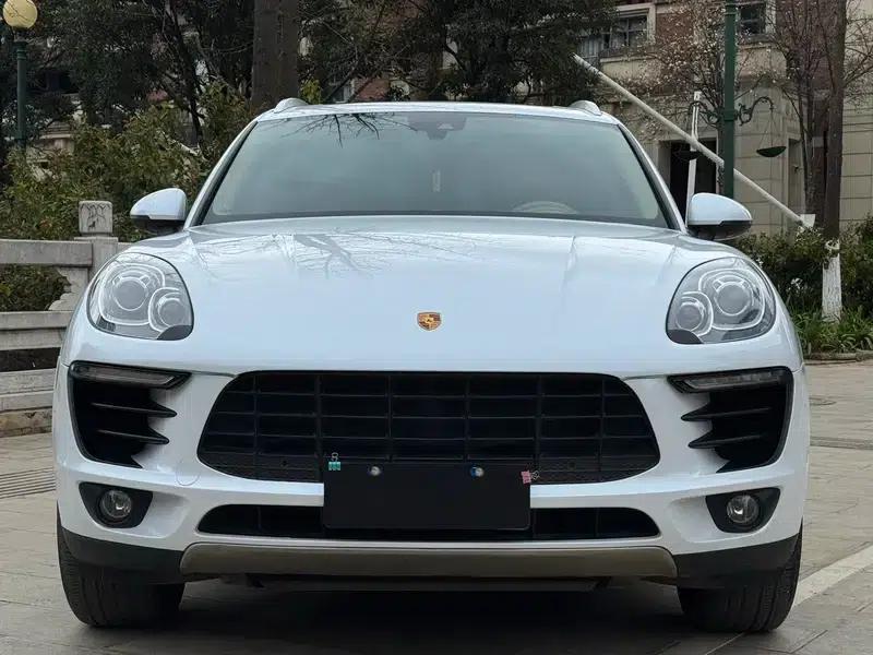 2017 Macan 2.0T — миниатюра 2