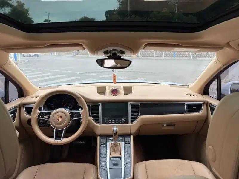 2017 Macan 2.0T — миниатюра 13