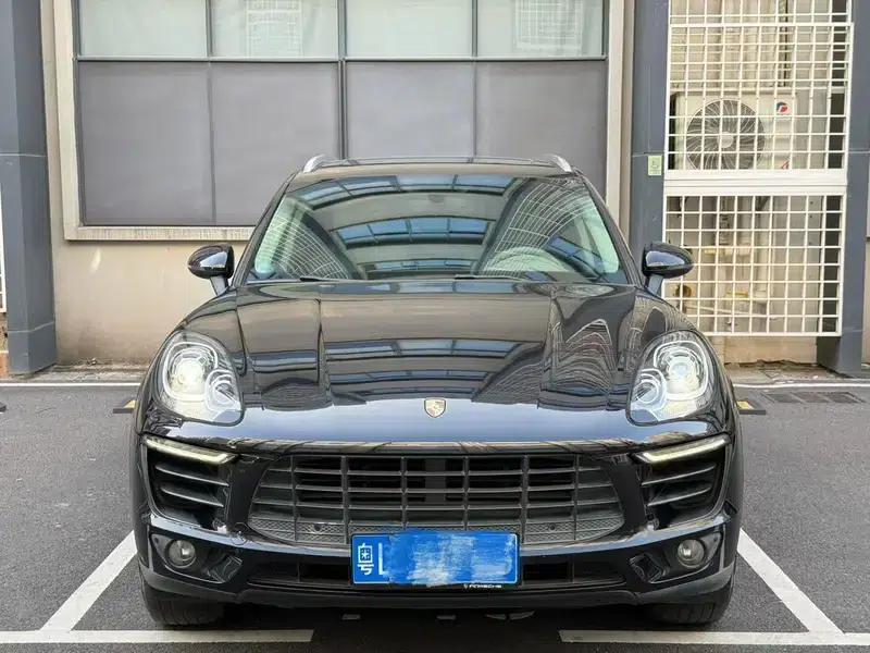 2014 Macan 2.0T — миниатюра 2