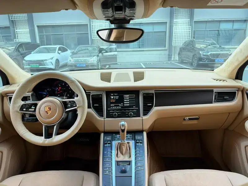 2014 Macan 2.0T — миниатюра 6