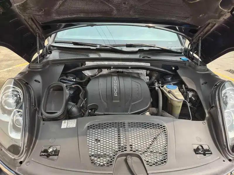 2017 Macan 2.0T — миниатюра 8
