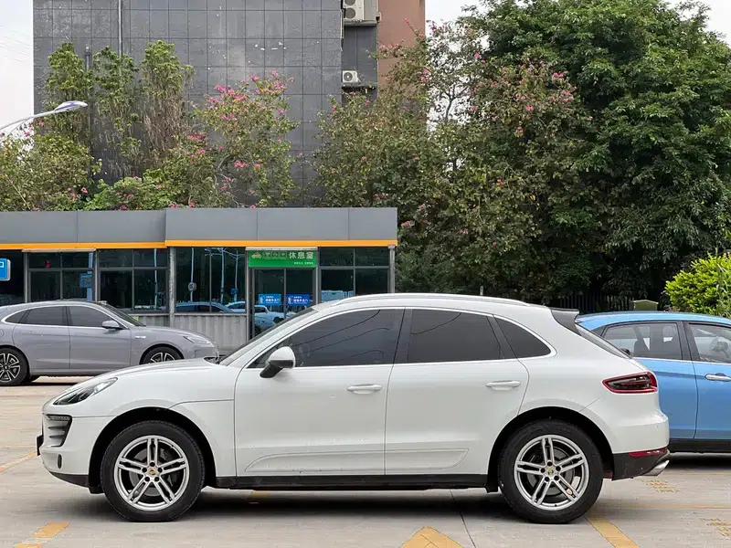2014 Macan 2.0T — миниатюра 3