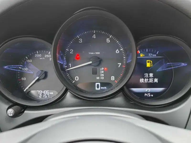 2022 Macan 2.0T — миниатюра 11