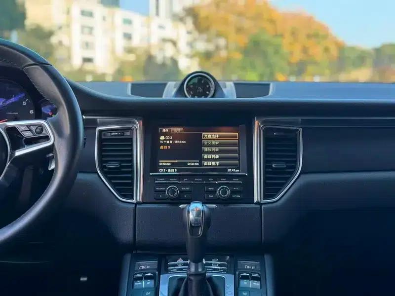 2014 Macan 2.0T — миниатюра 5