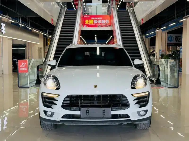 2014 Macan 2.0T — миниатюра 2