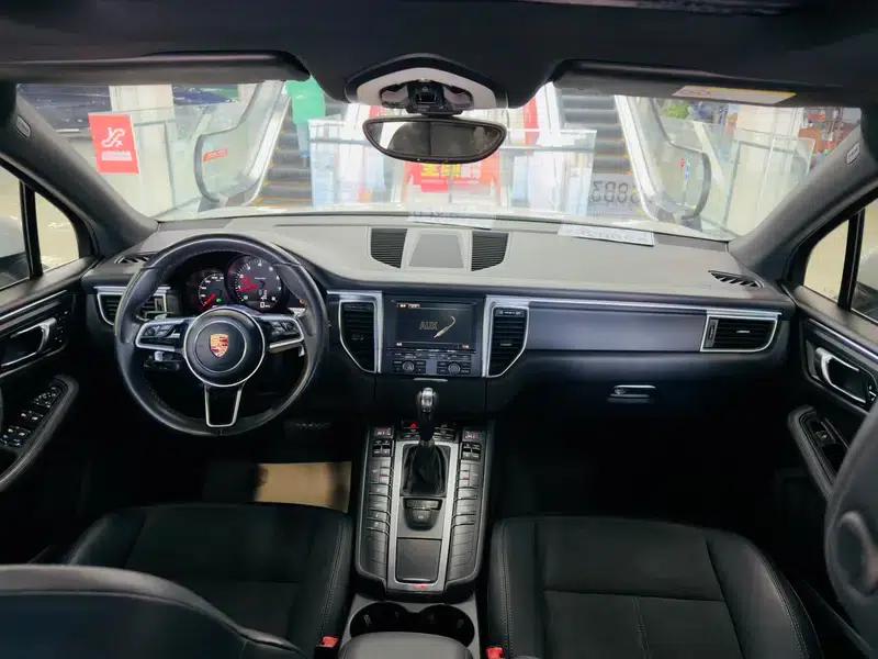 2014 Macan 2.0T — миниатюра 7