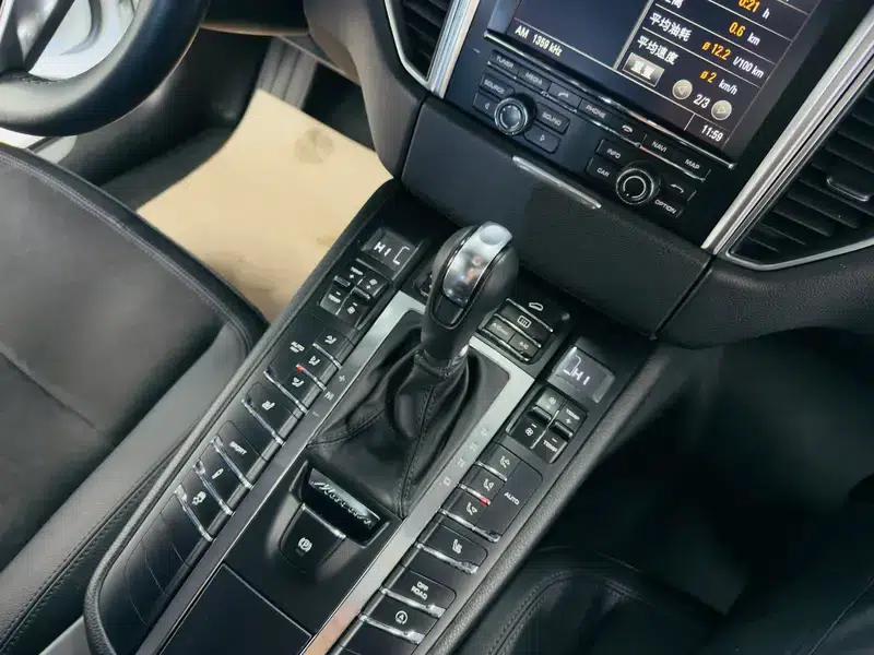 2014 Macan 2.0T — миниатюра 10