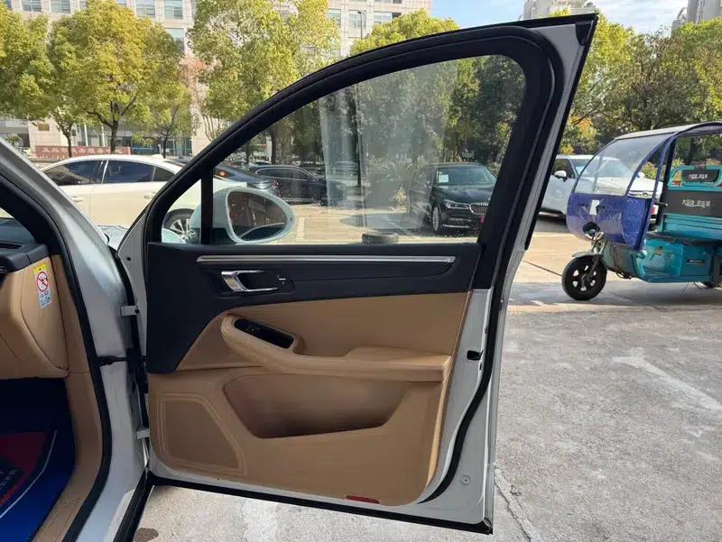 2017 Macan 2.0T — миниатюра 33