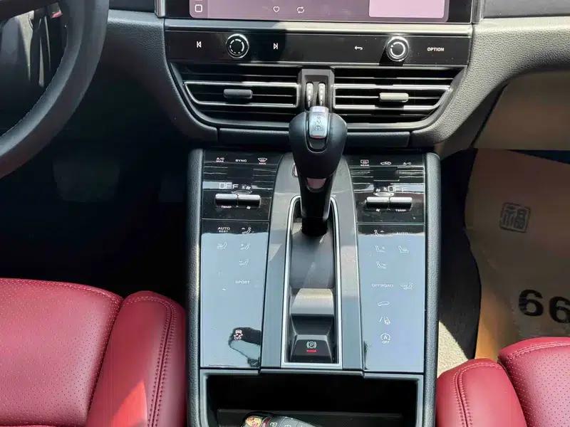 2022 Macan 2.0T — миниатюра 15