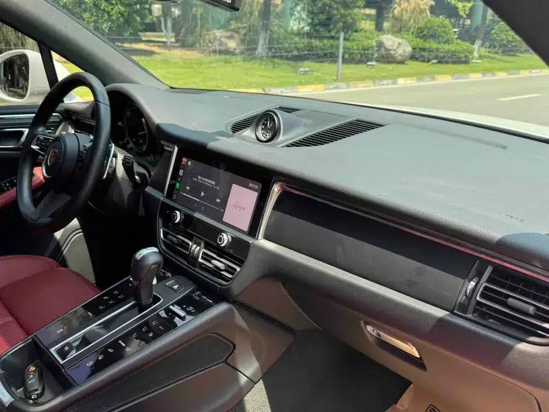 2022 Macan 2.0T — миниатюра 17