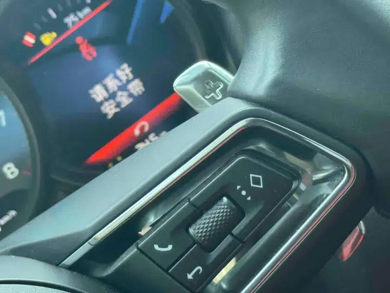 2022 Macan 2.0T — миниатюра 18