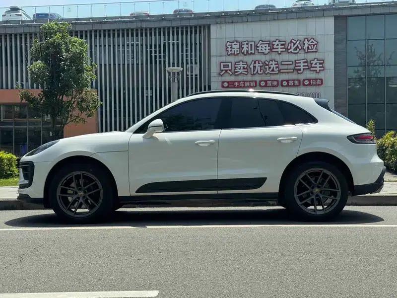 2022 Macan 2.0T — миниатюра 4