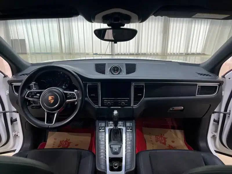 2016 Macan 2.0T — миниатюра 11