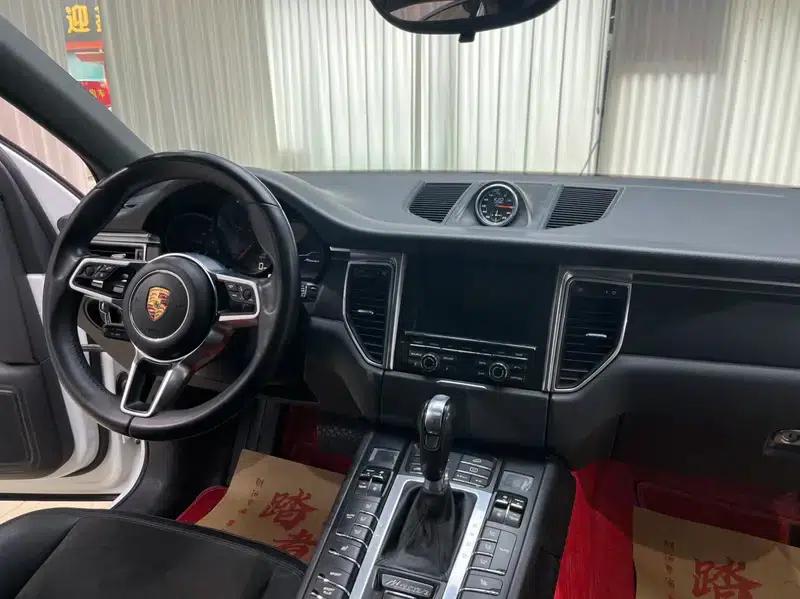 2016 Macan 2.0T — миниатюра 10