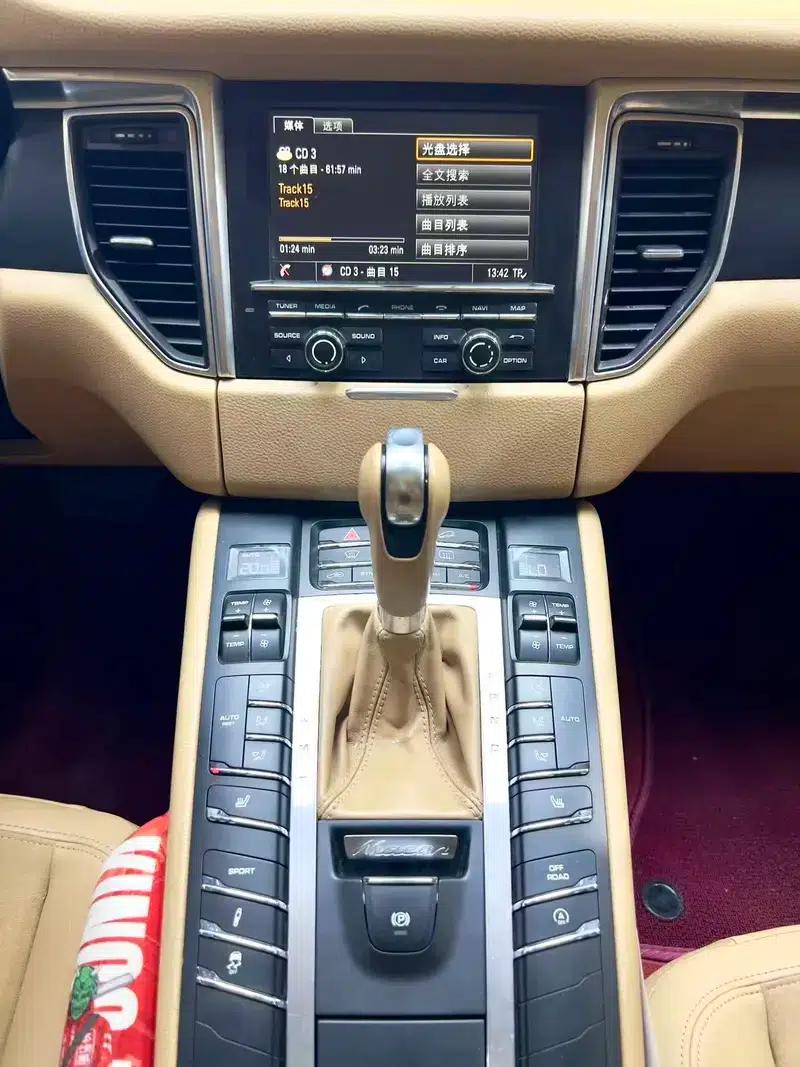 2016 Macan 2.0T — миниатюра 10